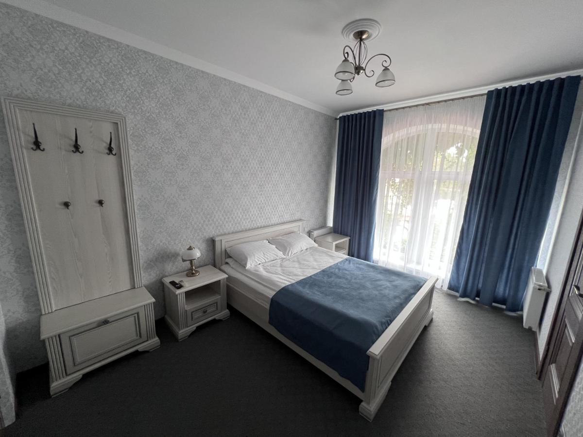 Zolotoy Fazan Hotel Nikolayev Luaran gambar